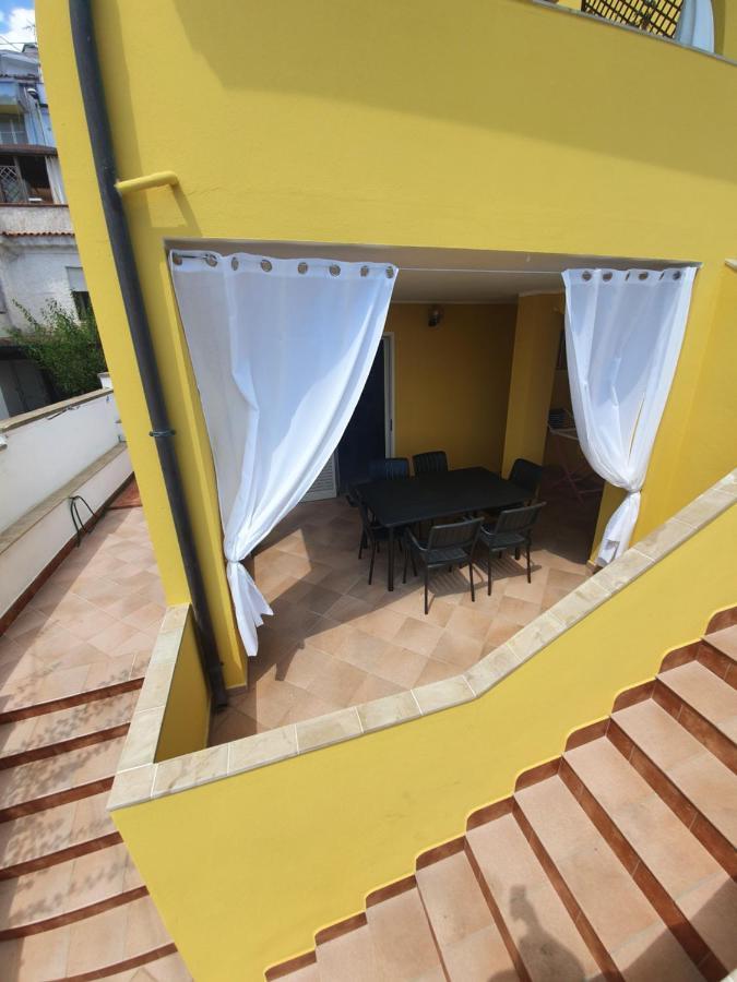 Ferienwohnung Yellowhouse Cala Gonone Exterior foto