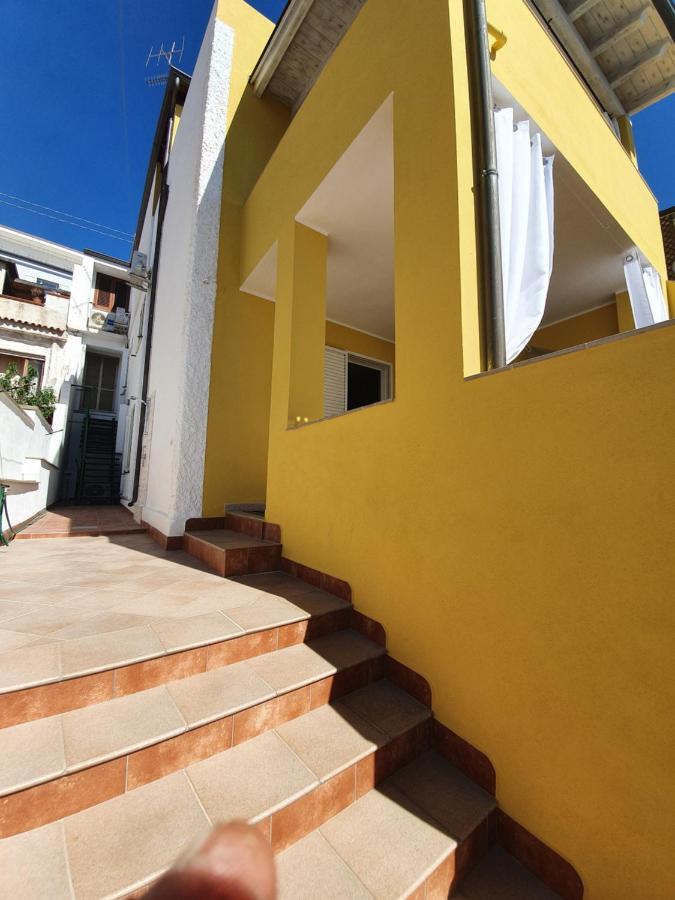 Ferienwohnung Yellowhouse Cala Gonone Exterior foto