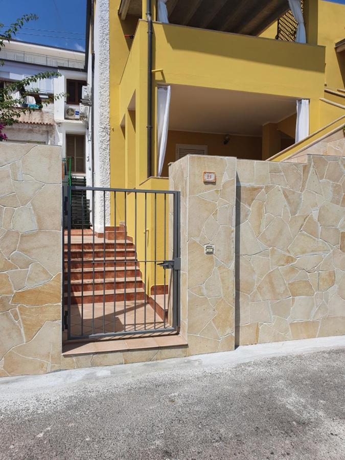 Ferienwohnung Yellowhouse Cala Gonone Exterior foto