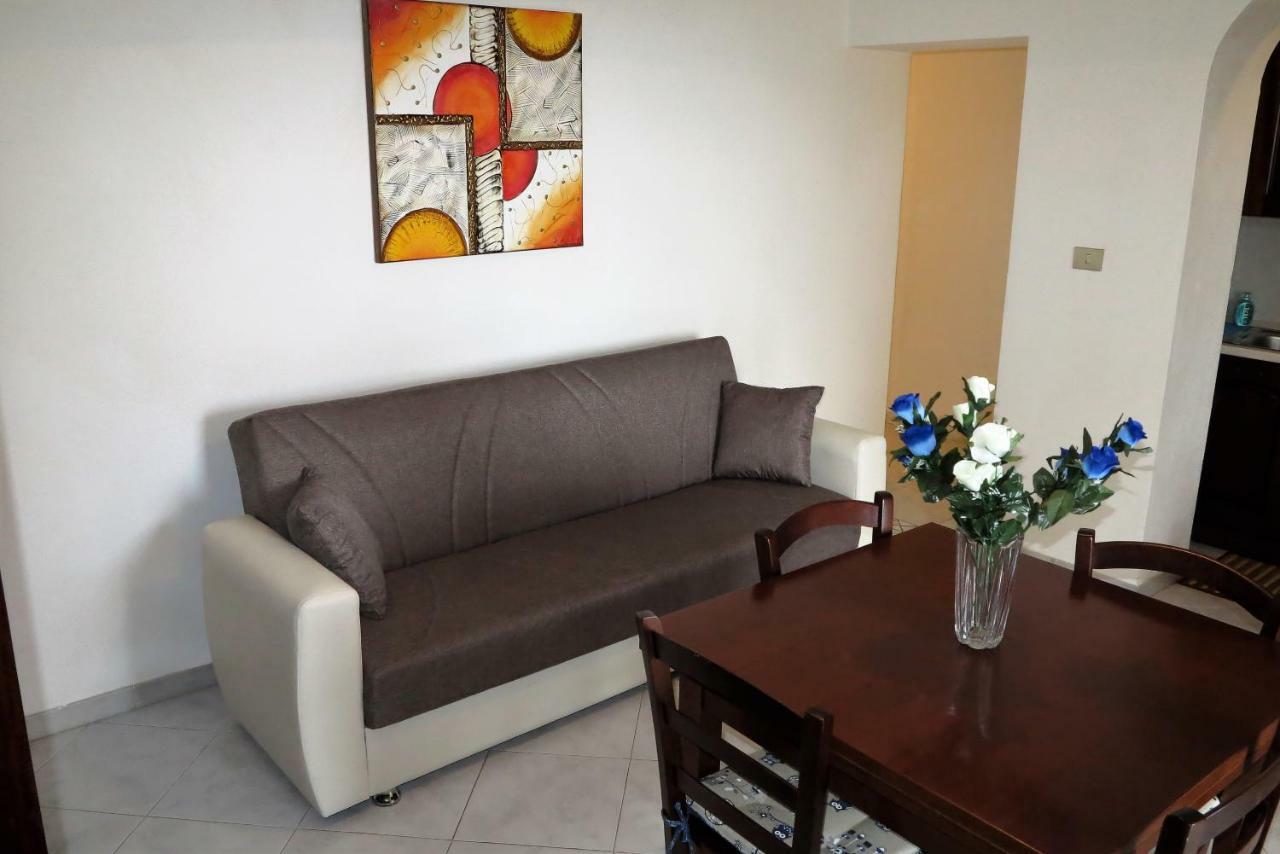 Ferienwohnung Yellowhouse Cala Gonone Exterior foto
