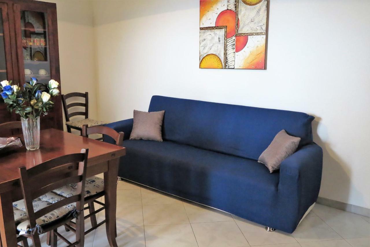 Ferienwohnung Yellowhouse Cala Gonone Exterior foto