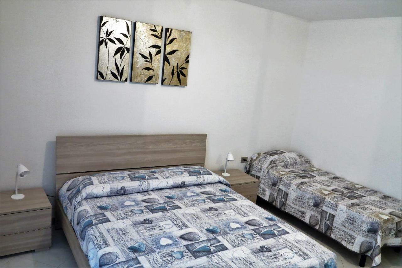 Ferienwohnung Yellowhouse Cala Gonone Exterior foto